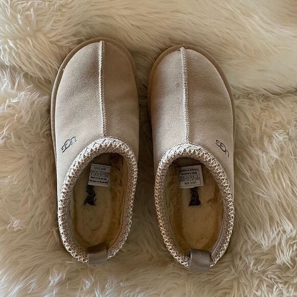 Tan UGG tazz slides - Picture 7 of 11